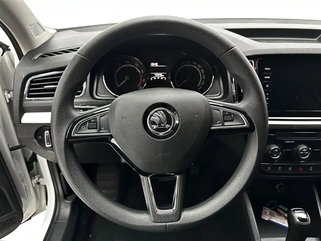 Škoda Kamiq 2021 1.5L Auto Comfort Edition фото 16