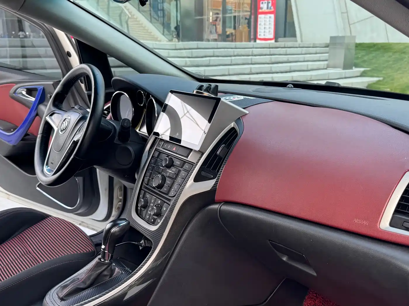Buick Excelle 2010 2010 XT 1.6L Automatic Fashion