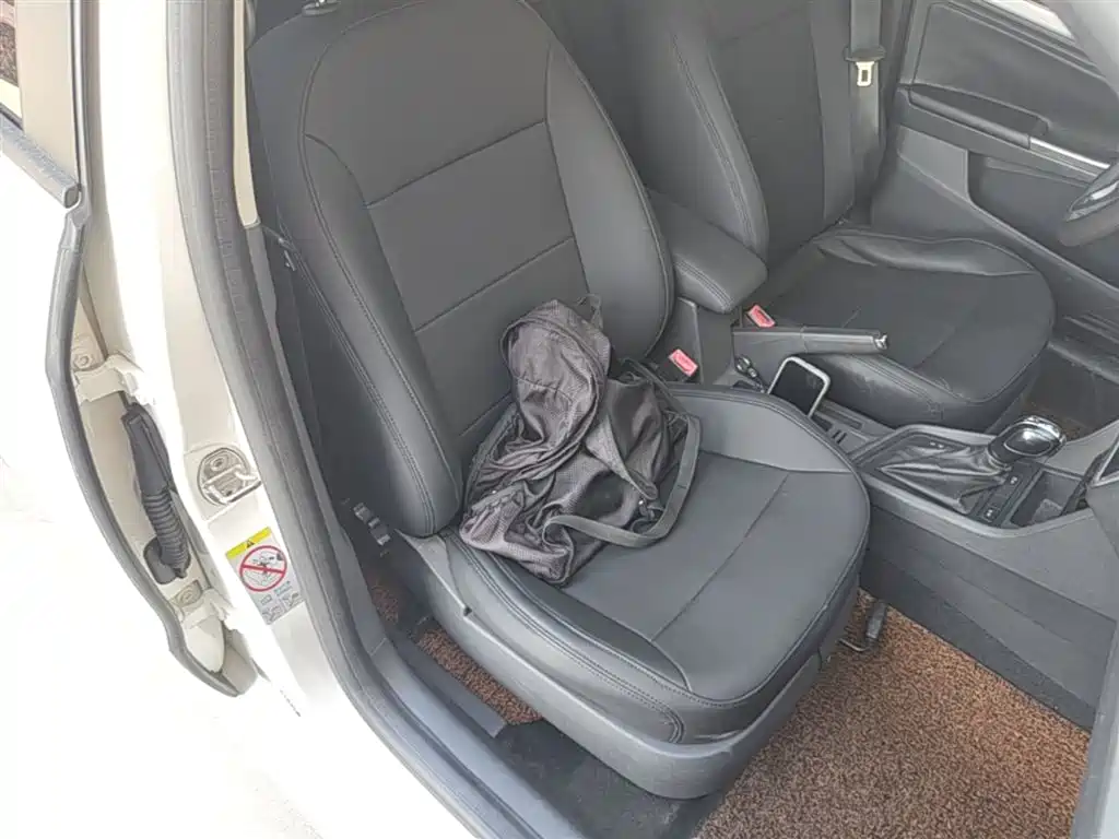 Volkswagen Lavida 2015 1.6L Automatic Trend Edition фото 25