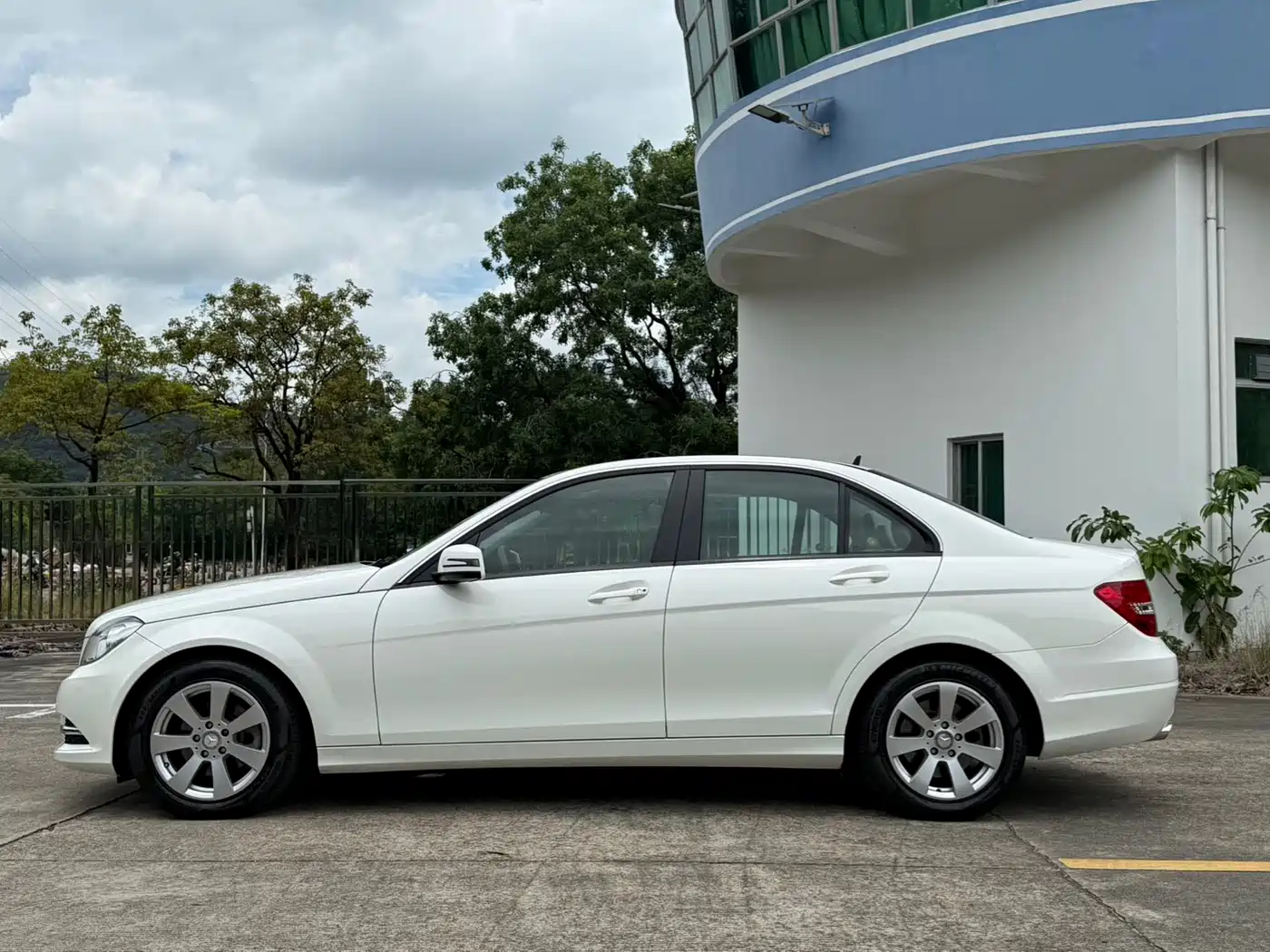 Mercedes-Benz C-Class 2013 C 180 Classic Grand Edition фото 22