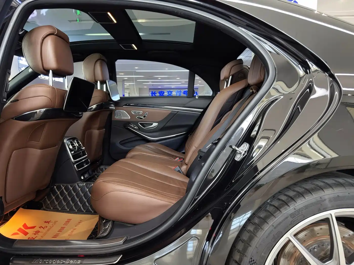 Mercedes-Benz S-Class 2020 S 450 L 4MATIC Collector's Version фото 14