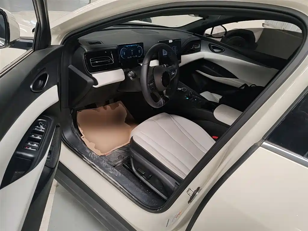BYD Seal 06 New Energy 2024 DM-i 120KM Honor фото 16