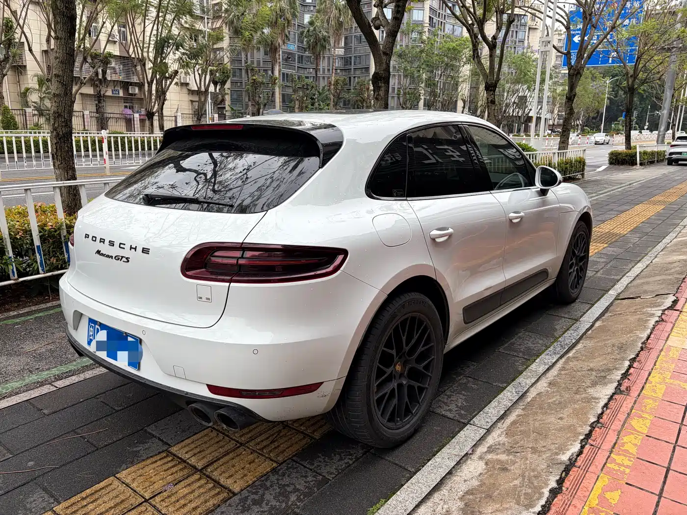 Porsche Macan 2017 Macan GTS 3.0T фото 7