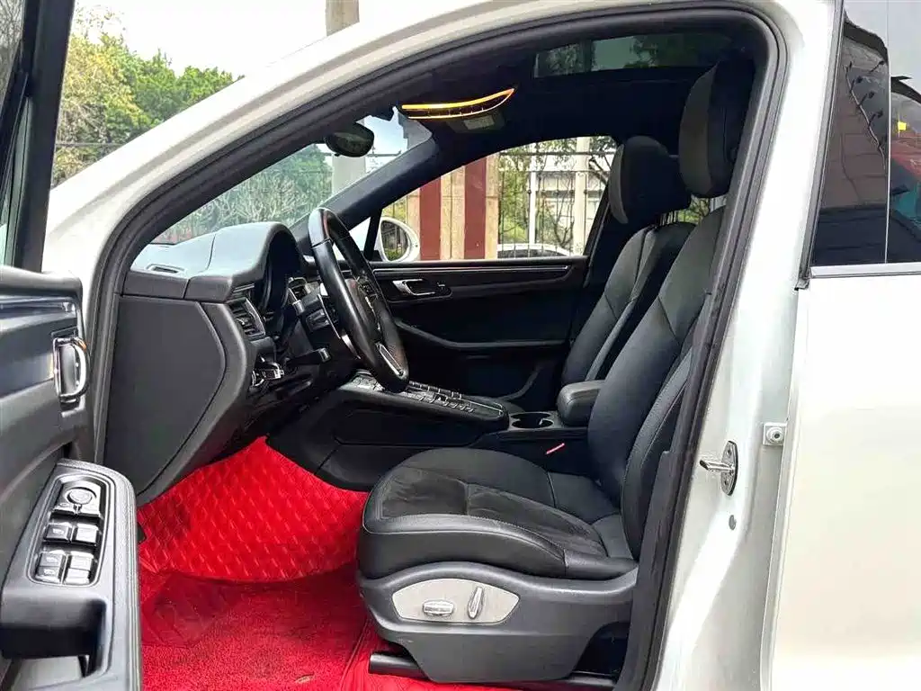 Porsche Macan 2014 Macan 2.0T фото 9