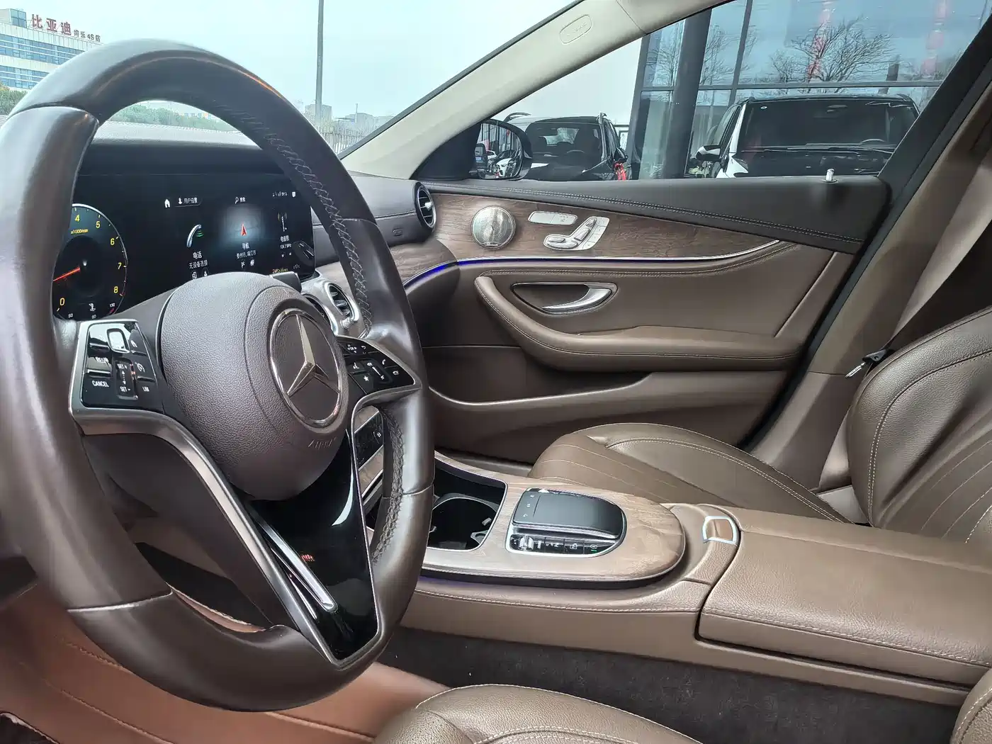 Mercedes-Benz E-Class 2023 E 300 L Fashion фото 7