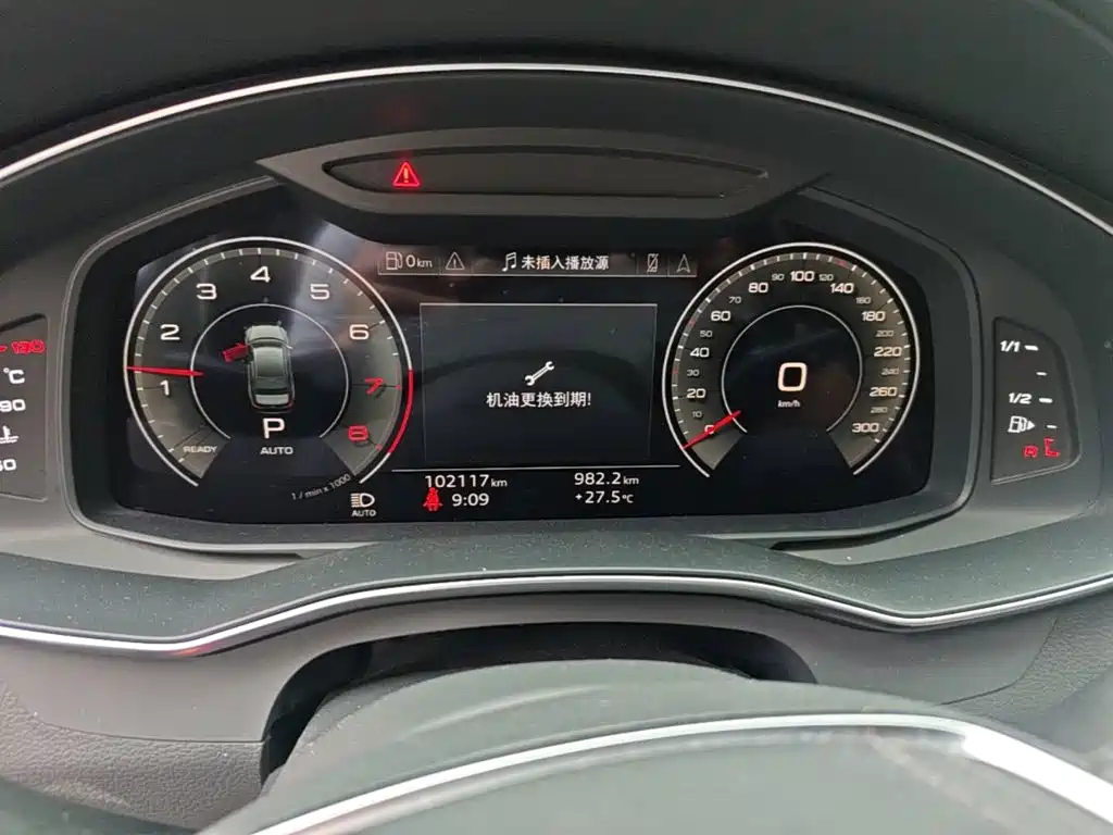 Фото 12 - Audi A6L
