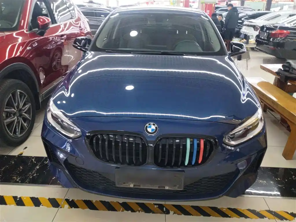 BMW 1-SERIES