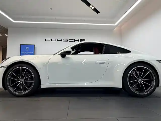 Porsche 911 2023 Carrera 3.0T — фото 3