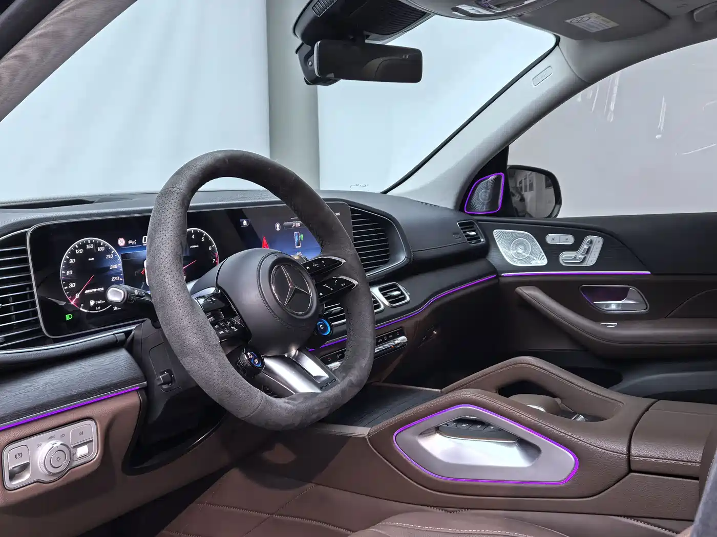 Mercedes-Benz GLE 2024 GLE 450 4MATIC Luxury фото 10