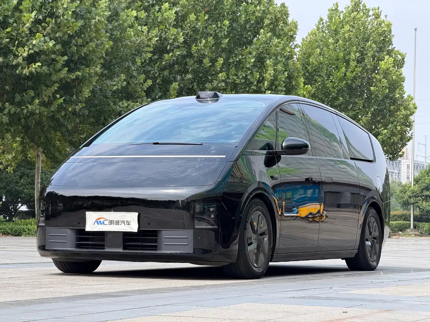  Li Auto Li Auto MEGA 2024 Ultra