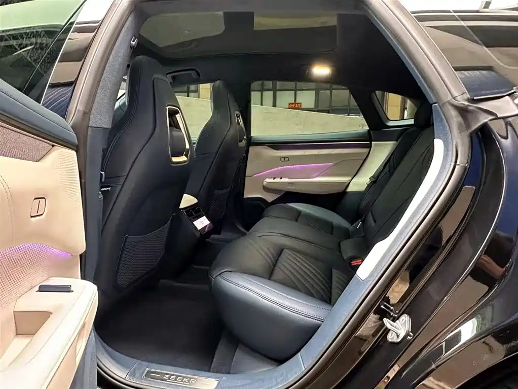 ZEEKR EXTREME KRYPTON 001