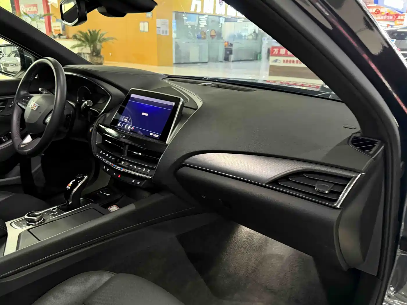 Cadillac CT5 2022 28T Luxury (Standard) фото 16