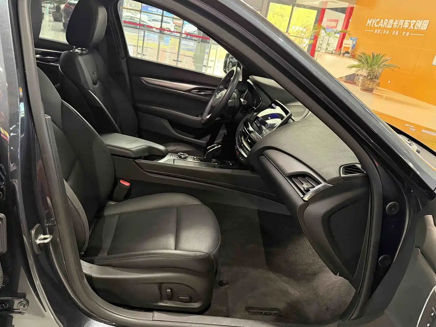 Cadillac CT5 2022 28T Luxury (Standard) фото 18