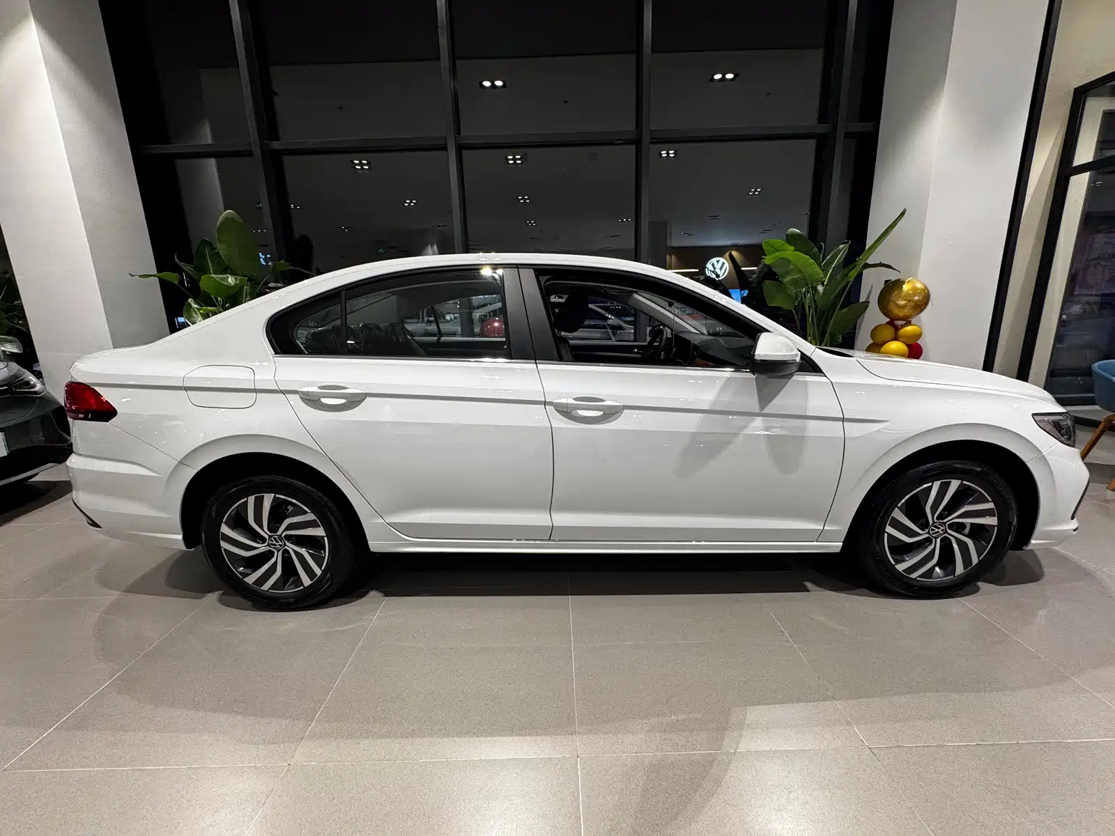Фото 3 - Volkswagen Bora