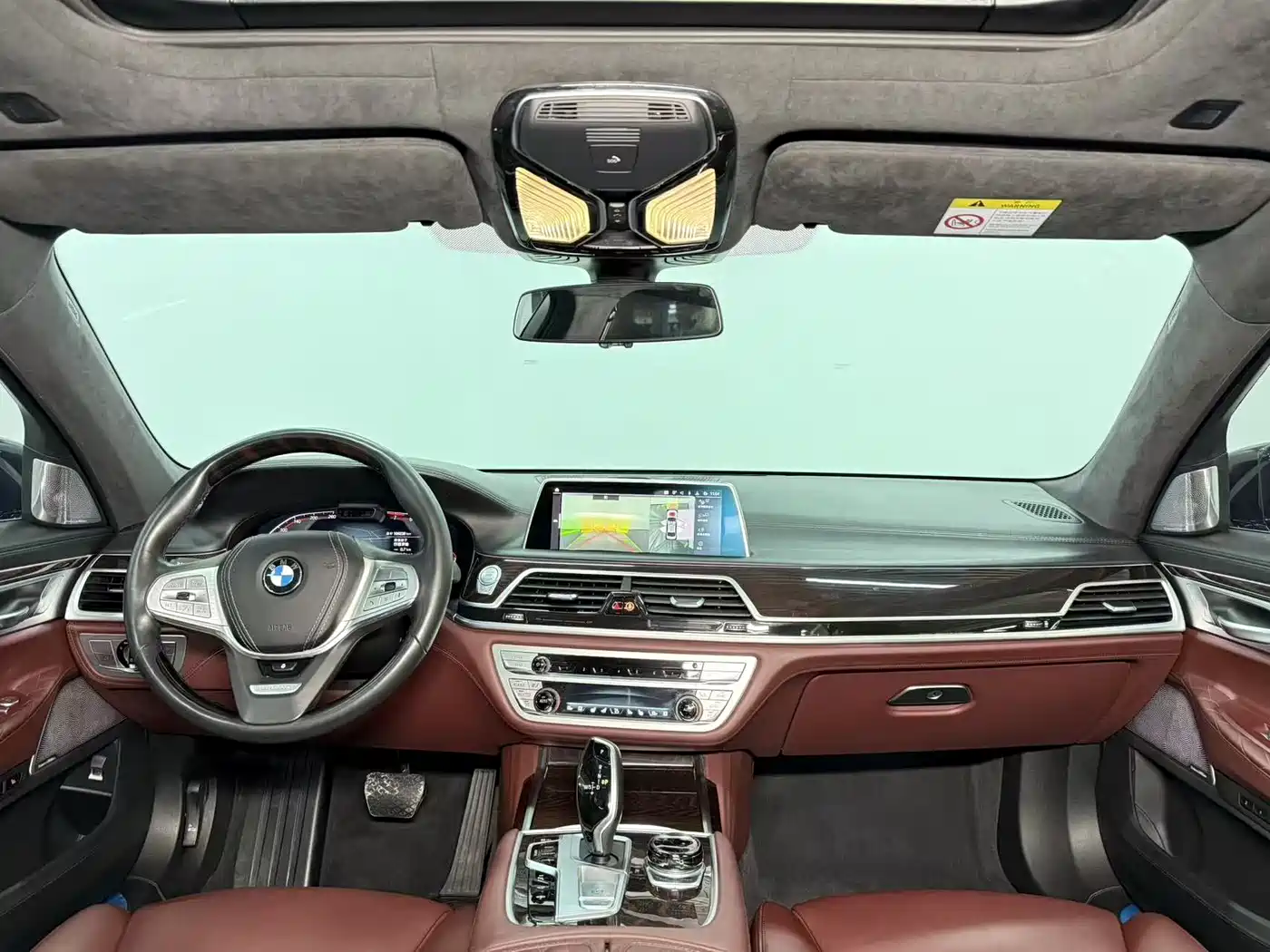 BMW 7 Series 2021 Model 740Li xDrive Executive Luxury Package фото 7