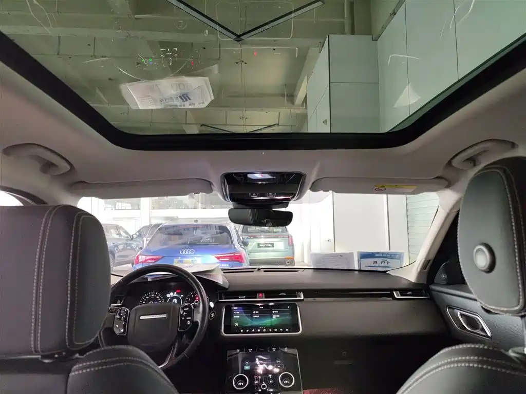 Land Rover Range Rover Velar 2019 250PS фото 18