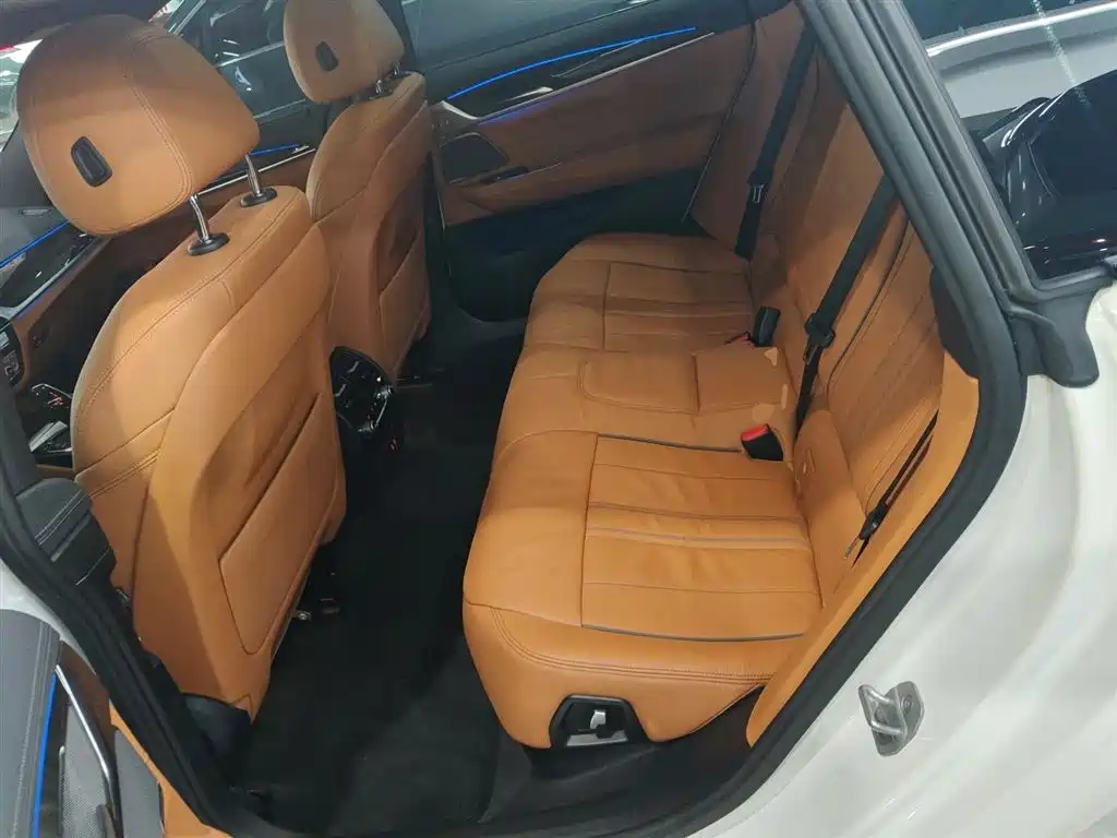BMW 6 Series GT 2022 Model 630i M Sport Package фото 13