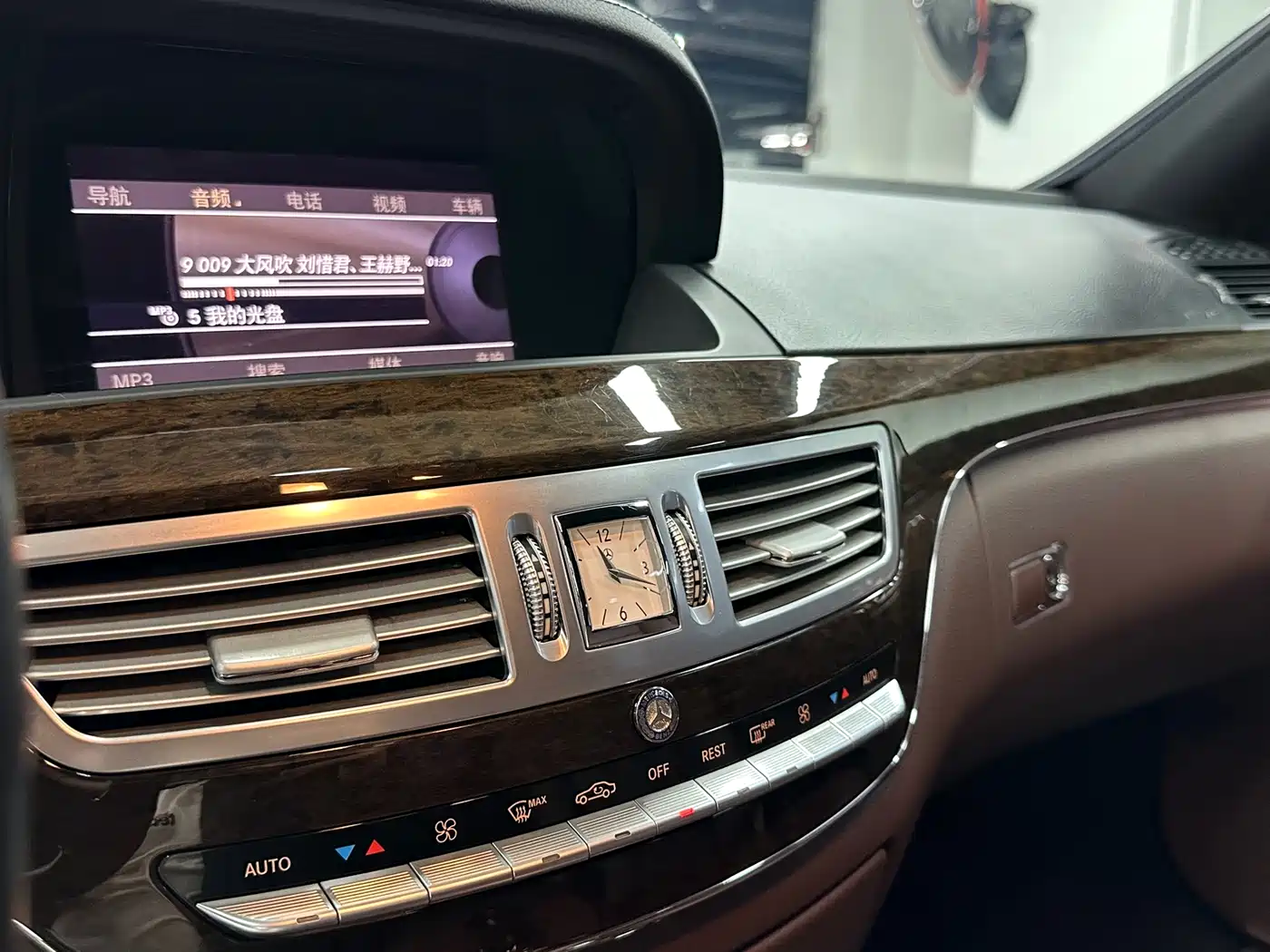 Mercedes-Benz S-Class 2012 S 300 L Business Grand Edition фото 18