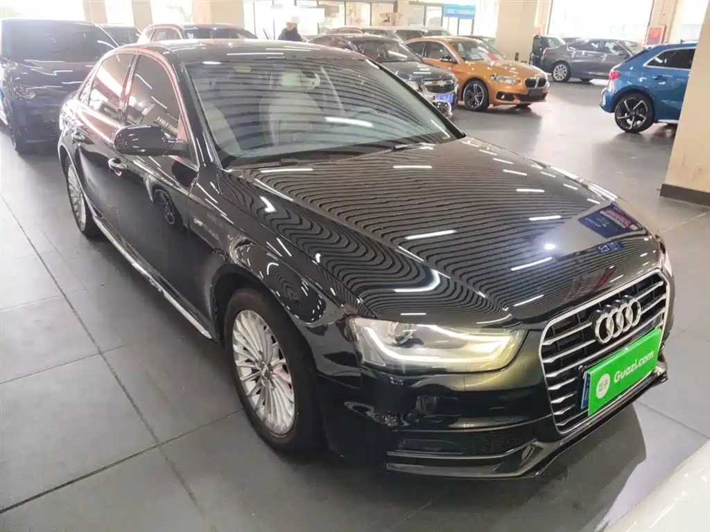 Audi A4L 2016 35 TFSI Collector's Edition S line Comfort фото 20