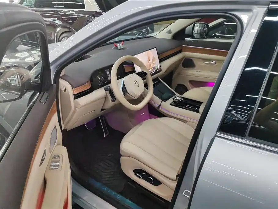 AITO Wenjie AITO M7 2024 Model 1.5T Smart Drive RWD Max 5-Seater фото 9