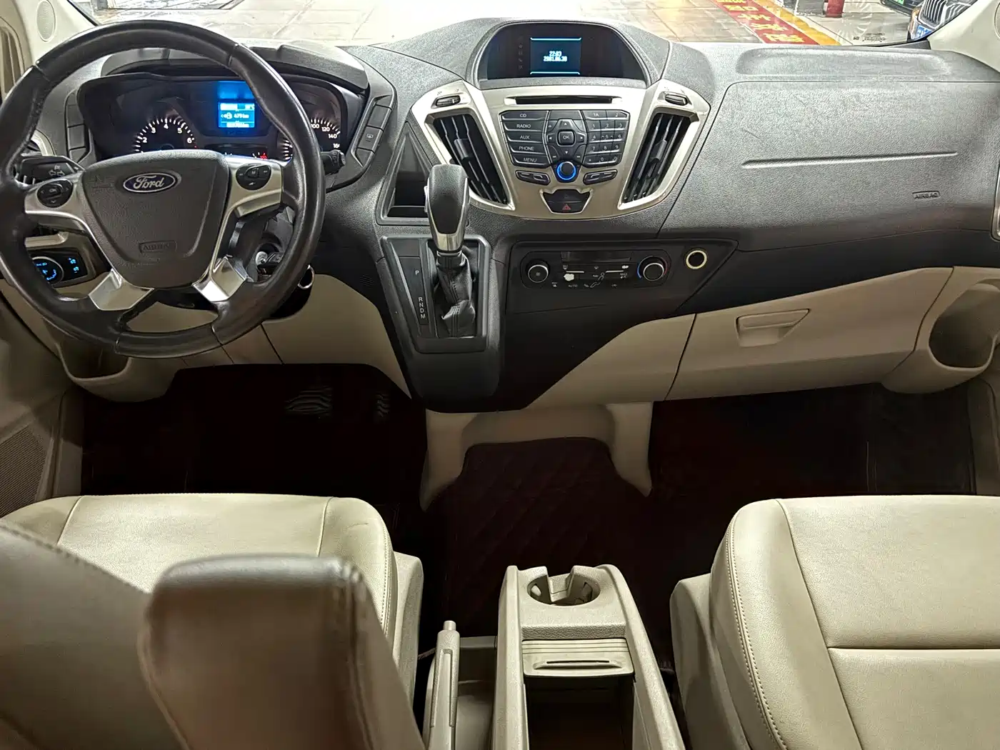 Ford Tourneo 2017 2.0T Automatic Smart Elite Edition фото 8