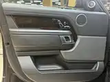 Photo 12 - Land Rover Range Rover