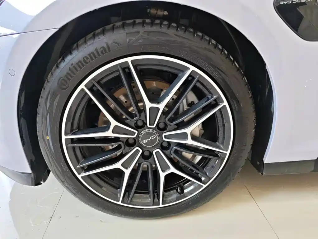 BYD Seal 2024 2025 650 Long Range