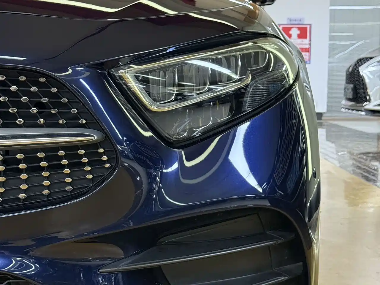 Mercedes-Benz CLS 2021 CLS 300 Sport фото 11