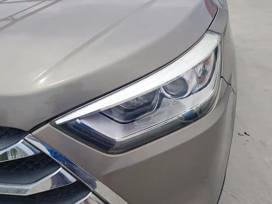 JAC Motors Refine S3 2016 2016 1.5L Manual Luxury Smart Premium