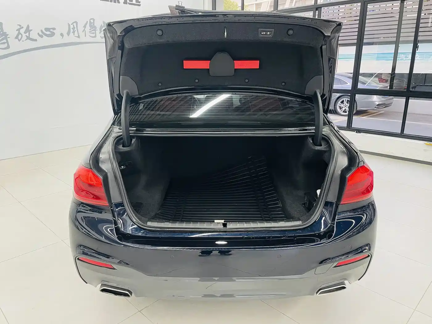 BMW 5 Series 2018 Facelift 530Li Exclusive M Sport Package фото 16