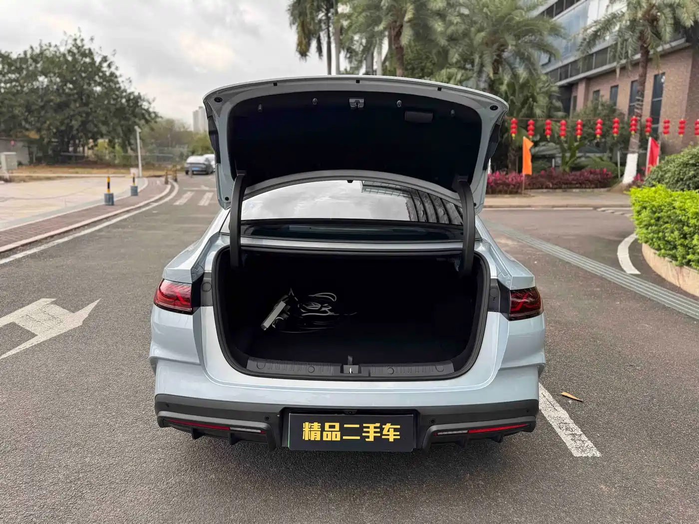 BYD Qin L 2025 DM-i Smart Drive Edition 120KM Surpassing фото 24