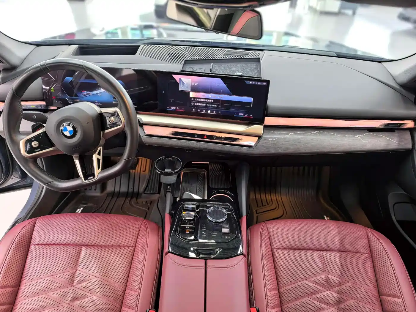 BMW I5