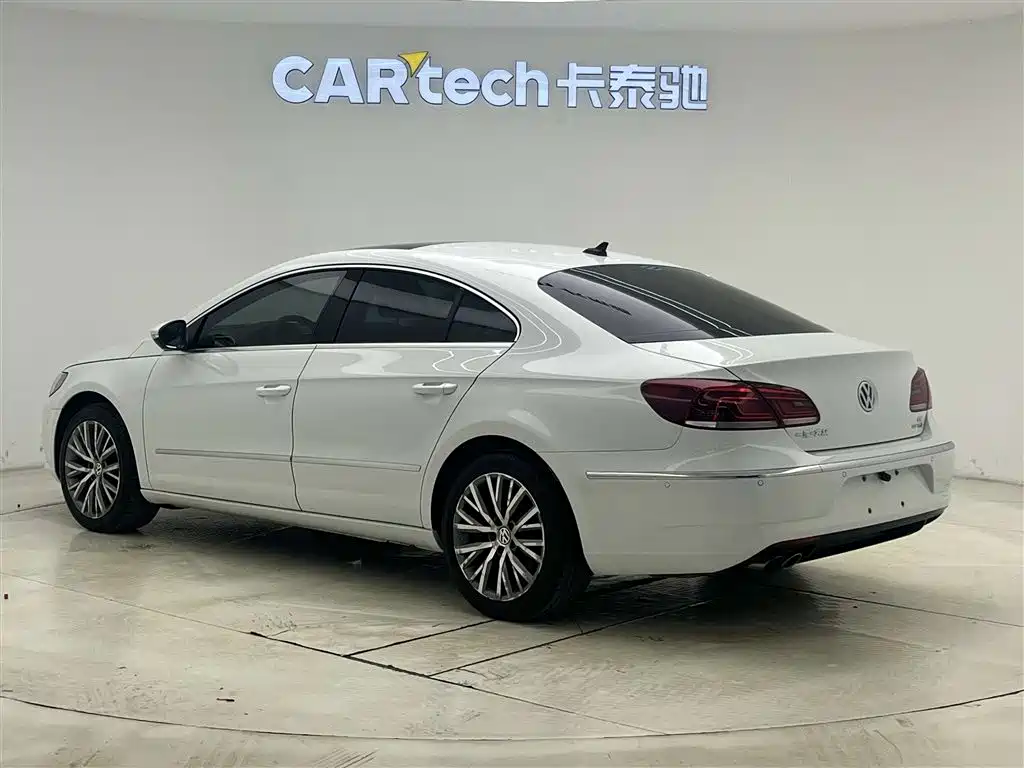 Volkswagen FAW-Volkswagen CC 2016 Model 1.8TSI Luxury фото 4