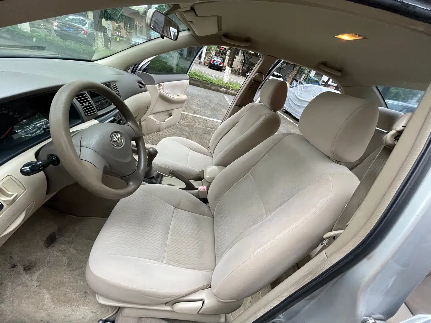 Toyota Corolla 2009 Model 1.6L Manual G Special Edition фото 10