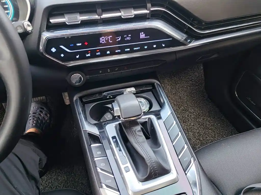 Zotye T500 2019 2018 1.5T Automatic Smart Connected Premium