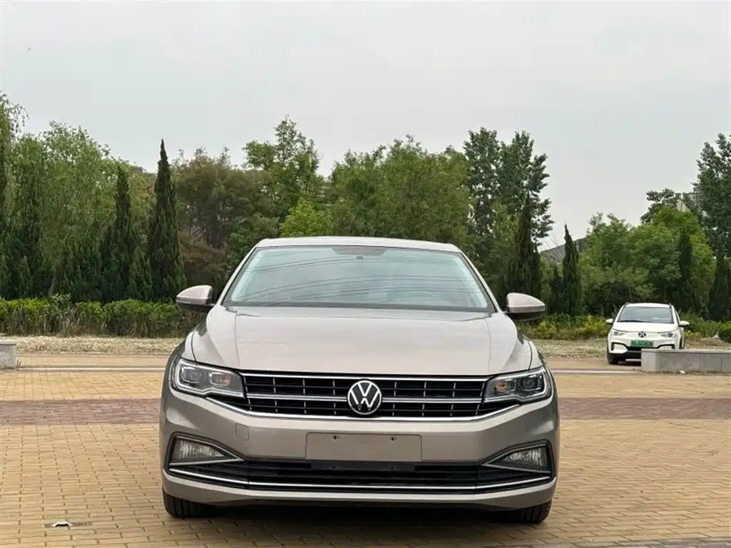 Volkswagen Bora 2021 1.5L Automatic Luxury Smart Edition фото 2