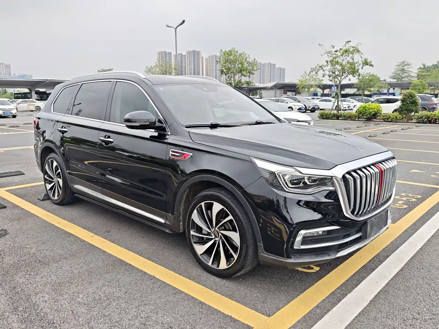Hongqi HS7 2022 3.0T Auto 4WD Smart Connect Flagship 7-Seater фото 3