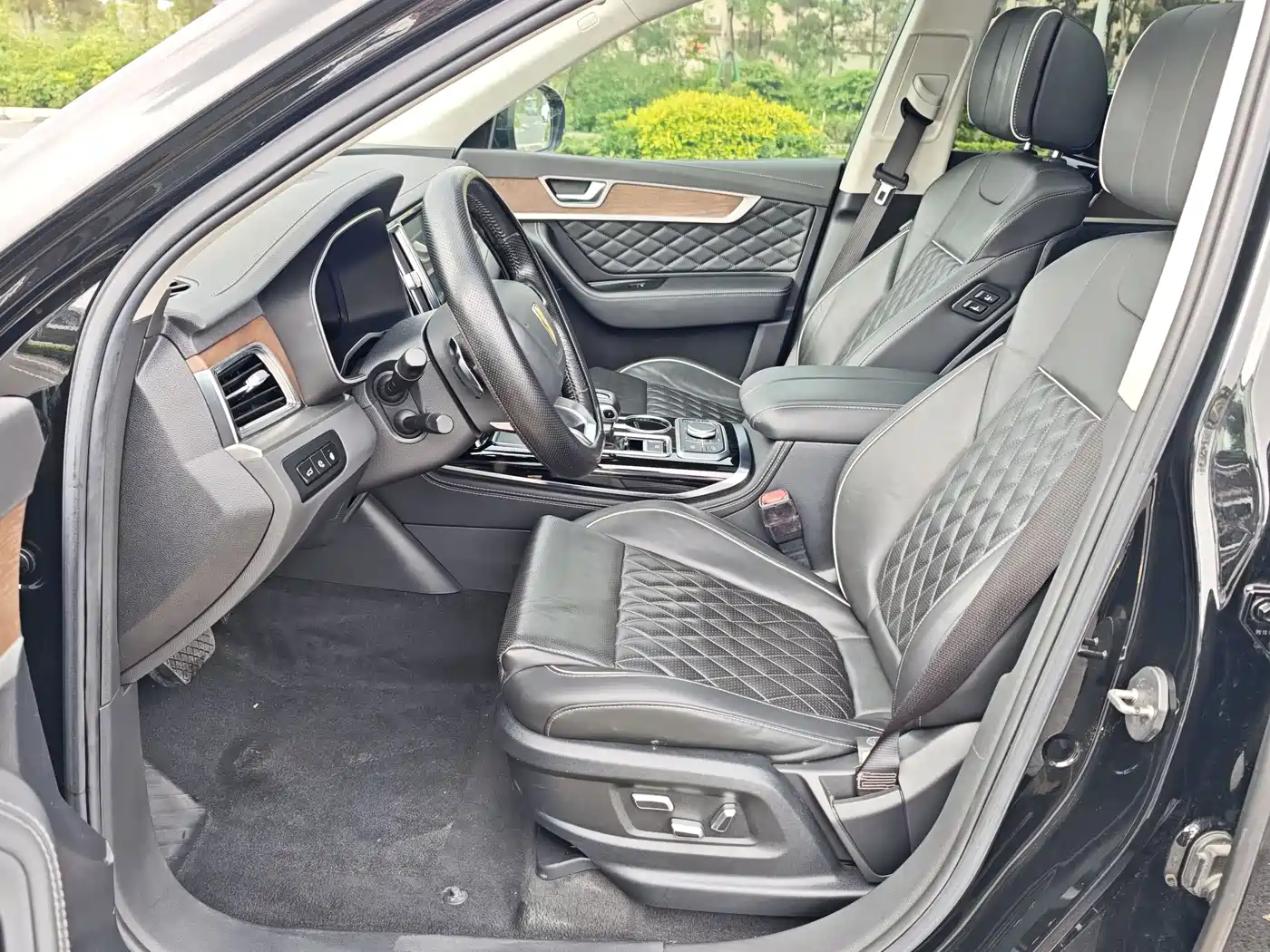 Hongqi HS7 2022 3.0T Auto 4WD Smart Connect Flagship 7-Seater фото 13