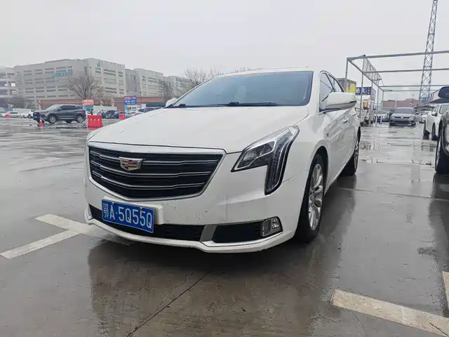 CADILLAC XTS