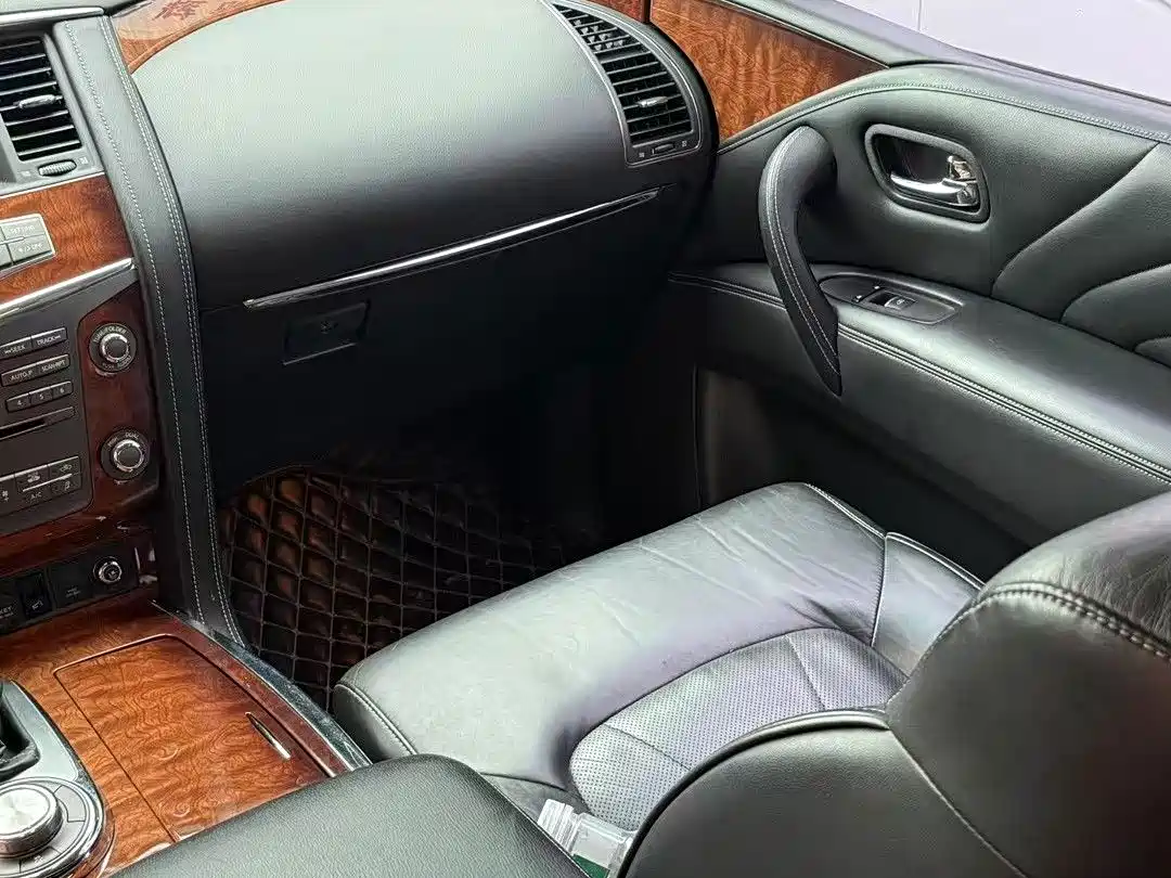 Фото 4 - Infiniti QX80