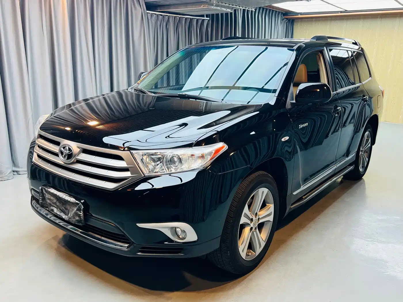 Toyota Highlander 2012 2.7L 2WD 7-Seater Luxury Edition