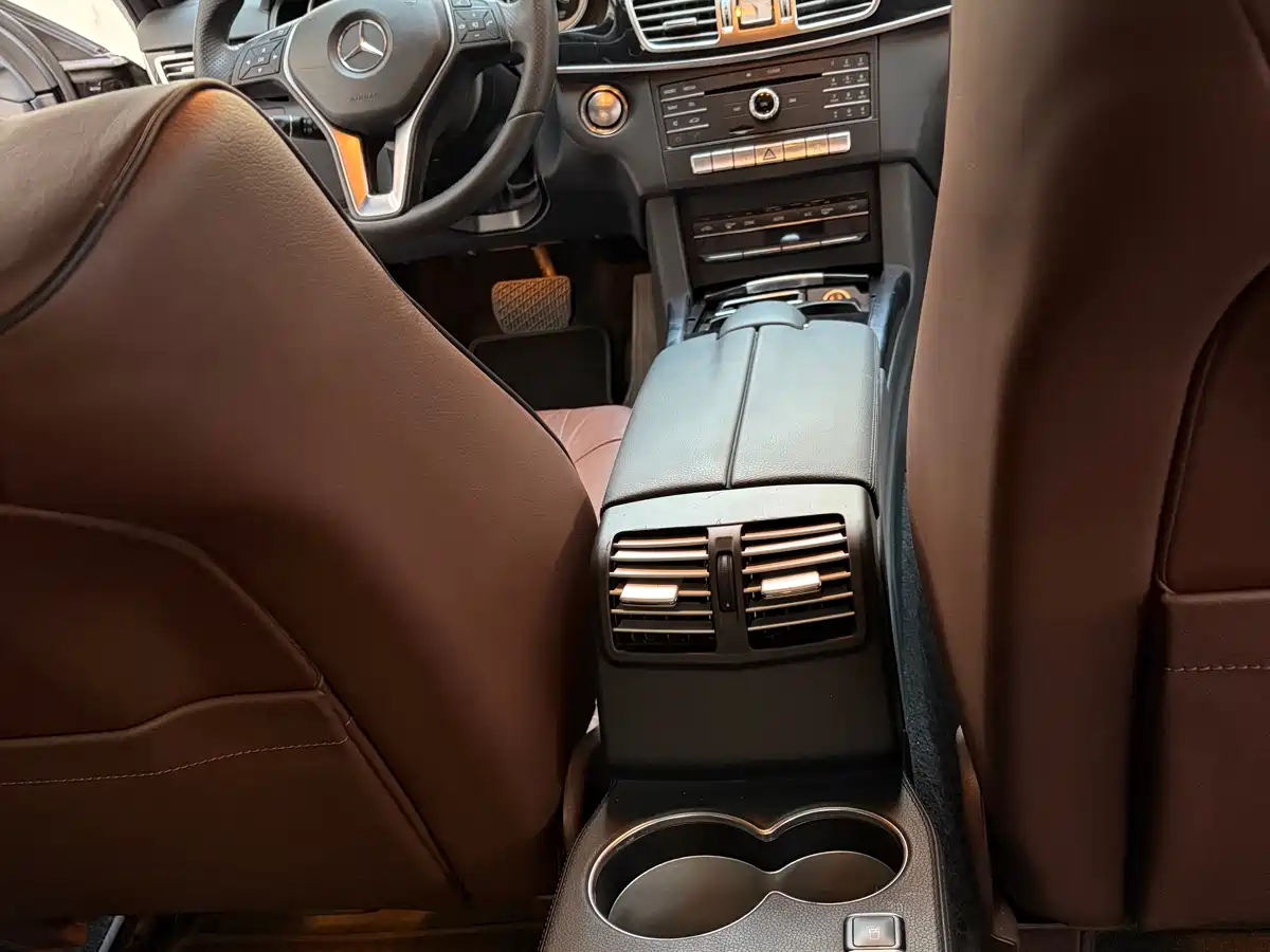 Mercedes-Benz E-Class 2015 E 320 L 4MATIC фото 19