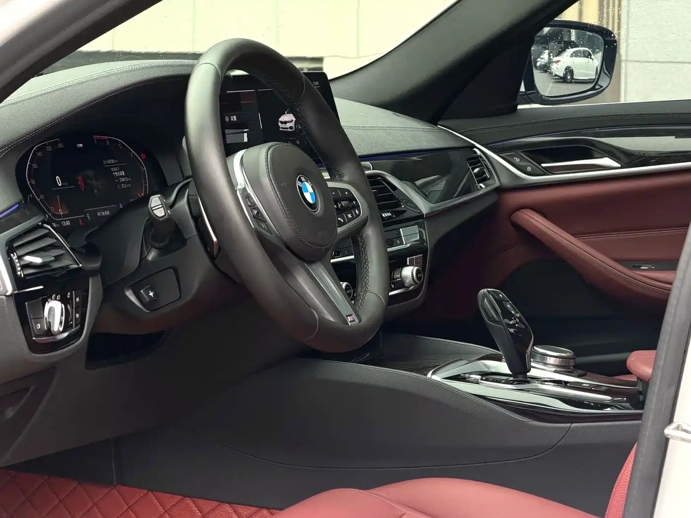 BMW 5 Series 2020 530Li Leading M Sport Package фото 3