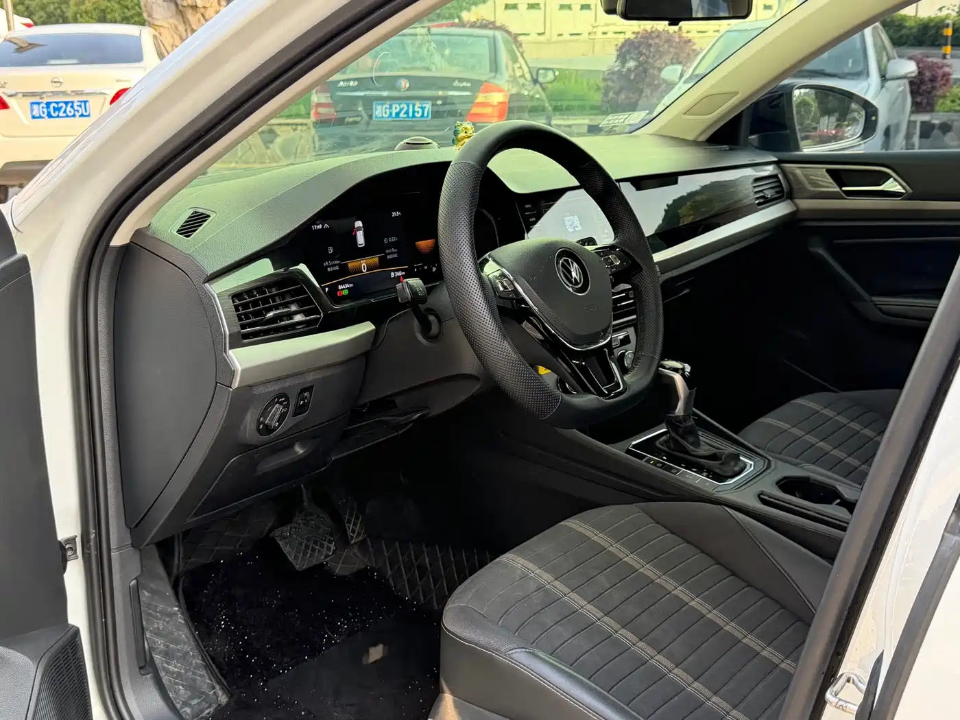 Volkswagen Lavida 2021 280TSI DSG Comfort Edition фото 4