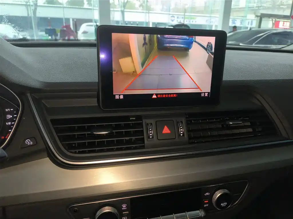 Audi Q5L 2020 Facelift 40 TFSI Honor Progressive фото 5