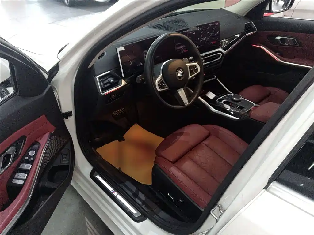 BMW 3 Series 2024 325Li M Sport Package фото 12