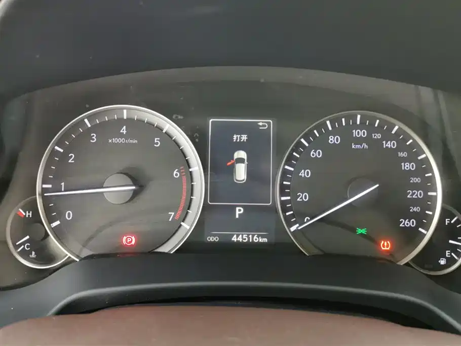 Lexus RX 2016 300 4WD Elegance Edition (China V) фото 14