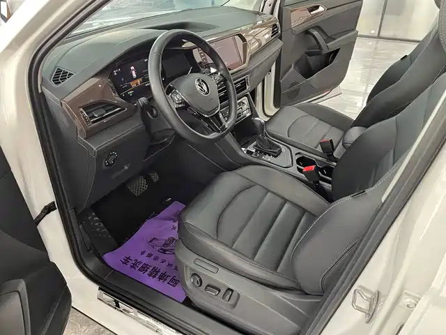 Volkswagen Tharu 2022 280TSI FWD Luxury Edition — фото 5