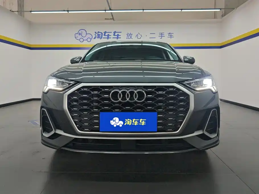 Audi Q3 Sportback 2020 40 TFSI Fashion фото 2
