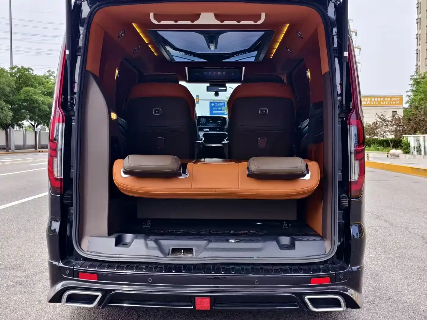Juntian Granvia 2024 2025 High Roof 2WD Starlight Edition